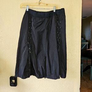 NWT Areline Paris T5 lack Cargo Skirt large